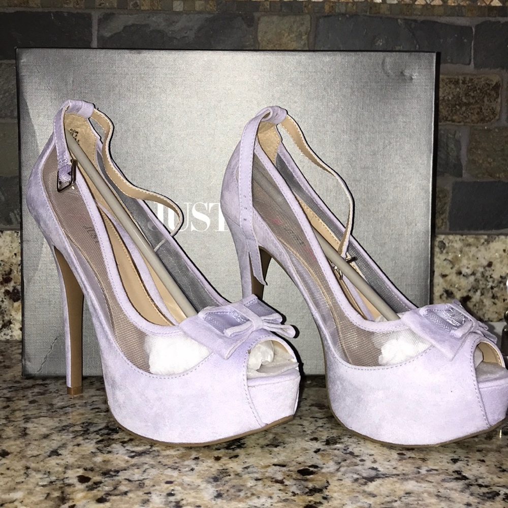 BRAND NEW Lilac platform heels with mesh bow